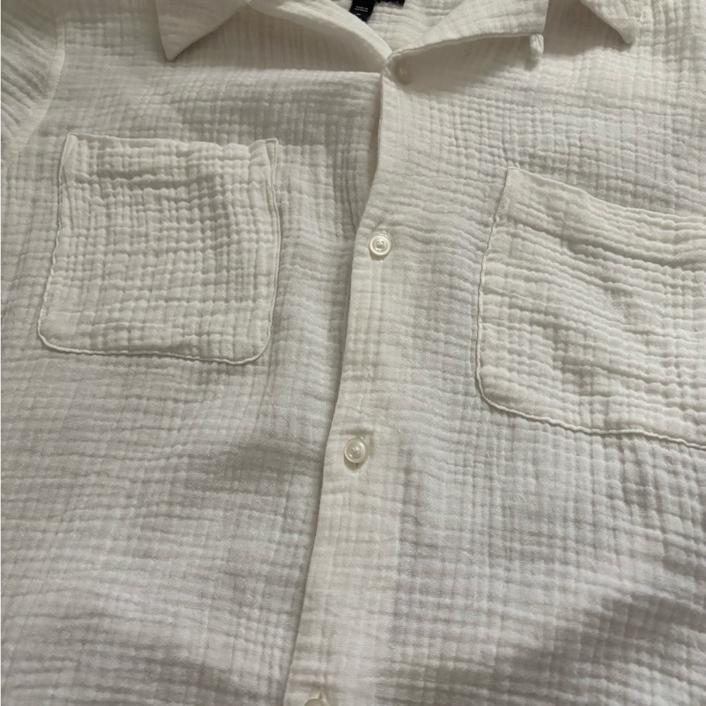TWO Express Crinkle Textured Cotton Short Sleeve Shirts! Good used condition. - Picture 4 of 14